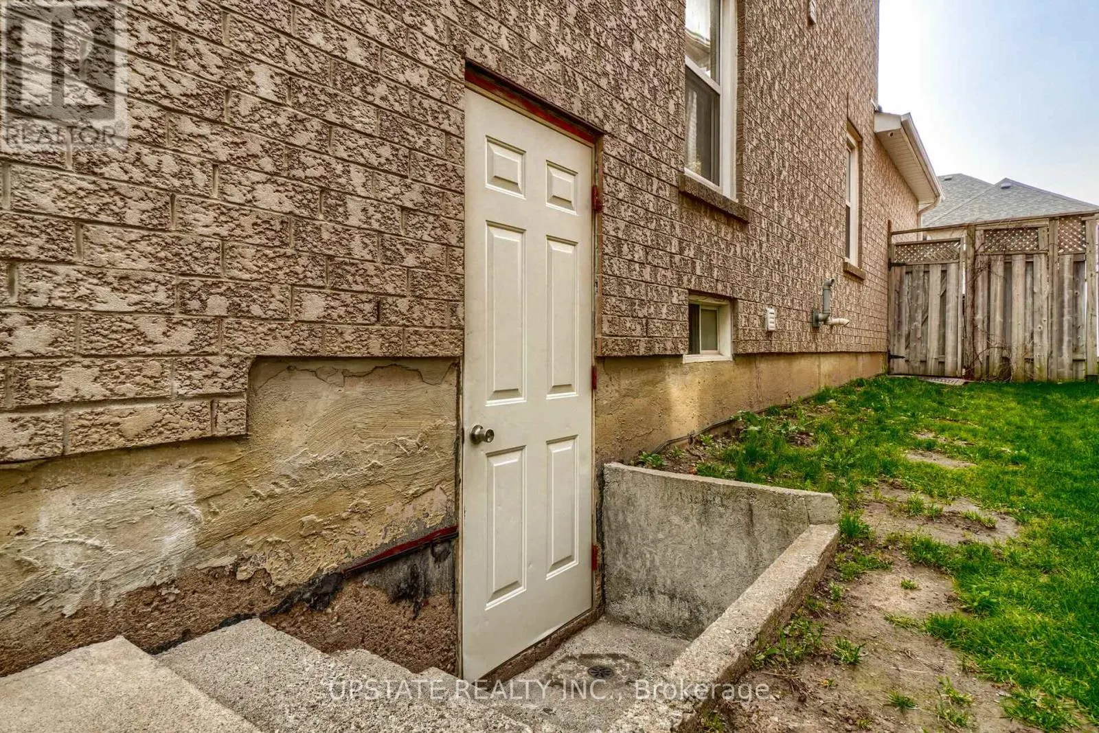 99 PRAIRIE ROSE CIRCLE
