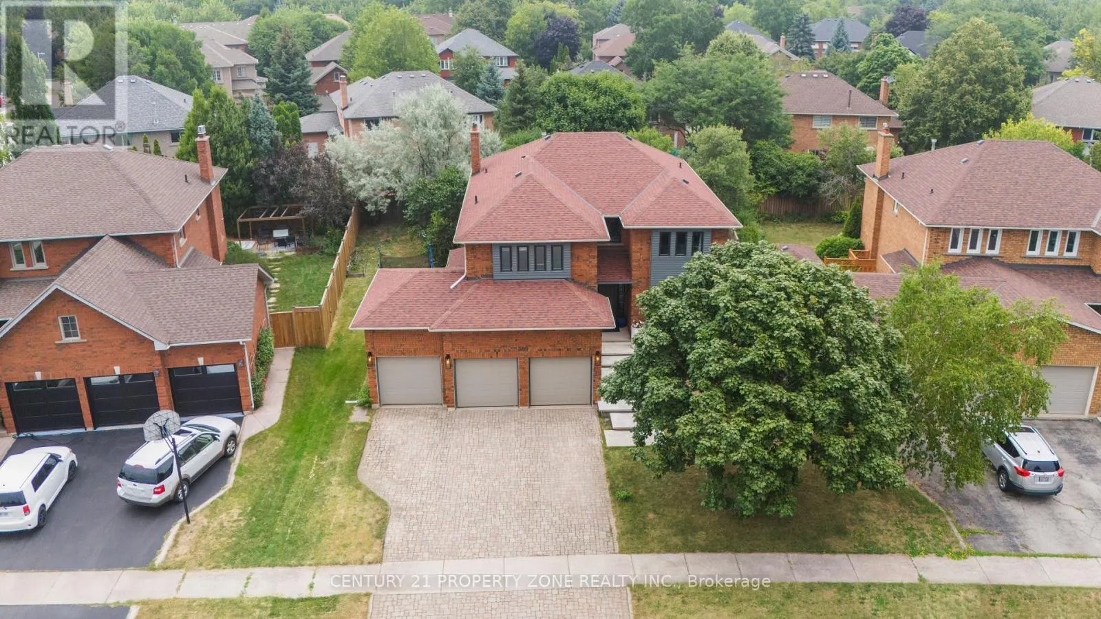 380 SUMMERCHASE DRIVE