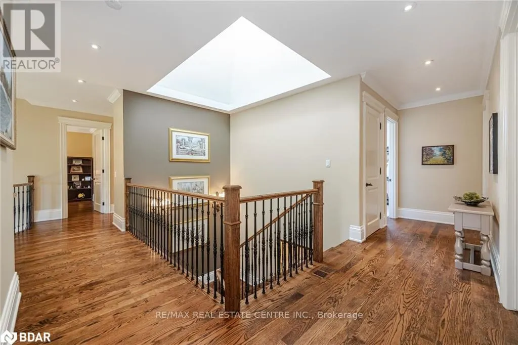 275 MARTIN STREET