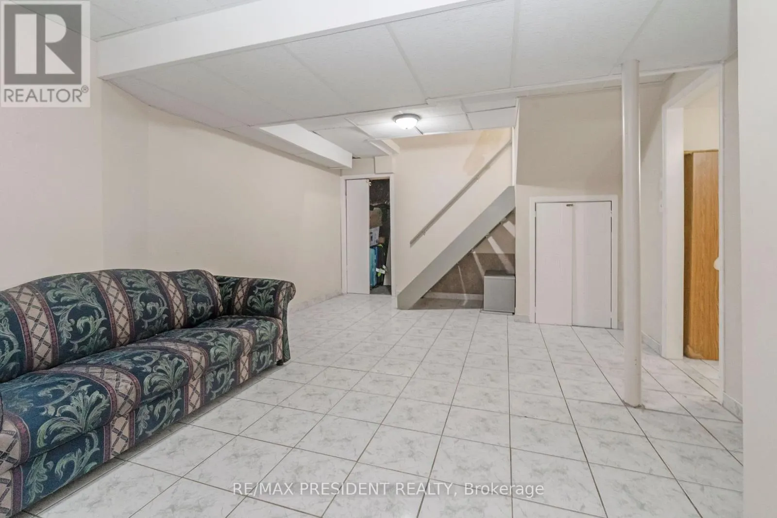 41 RANGELAND ROAD