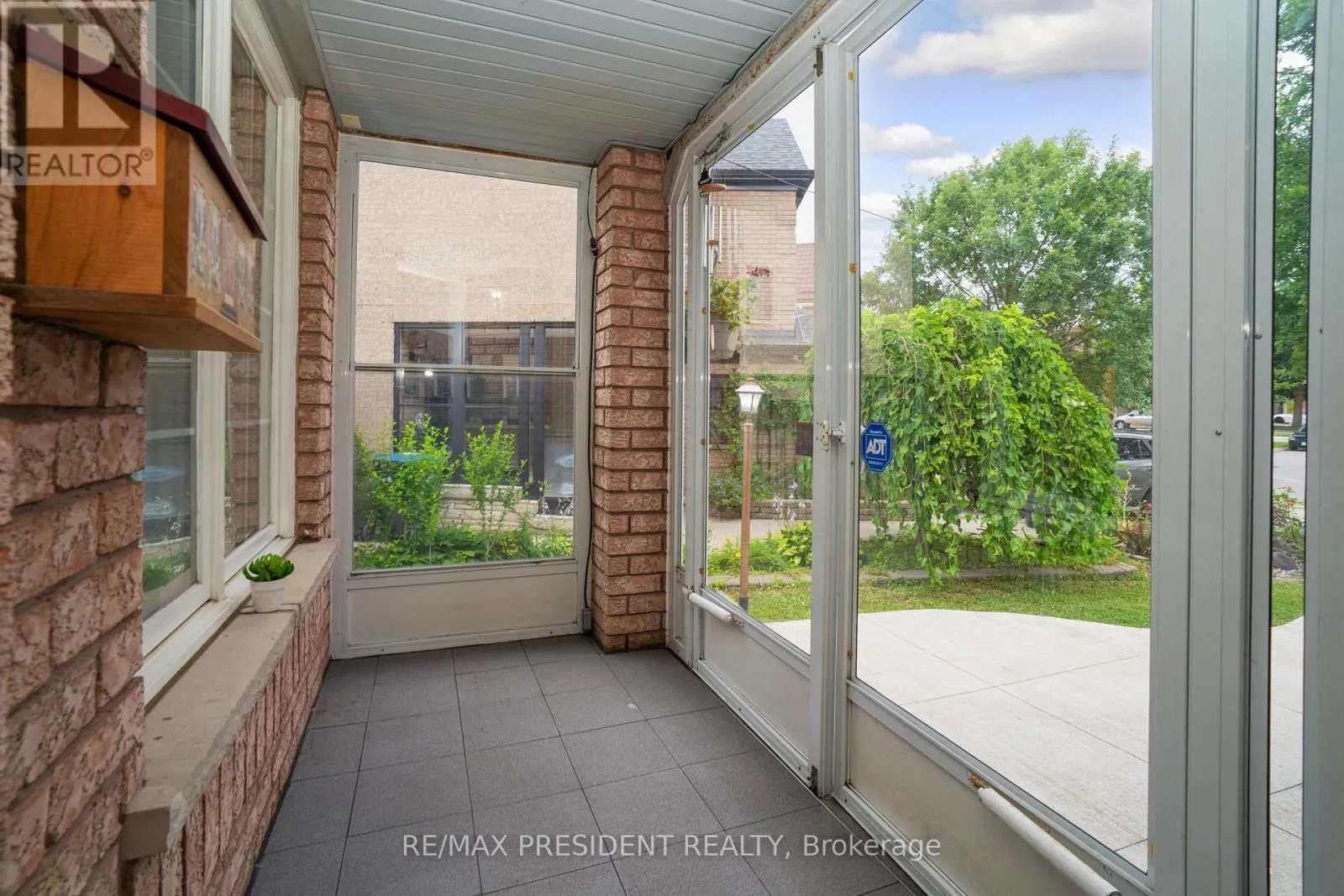 41 RANGELAND ROAD
