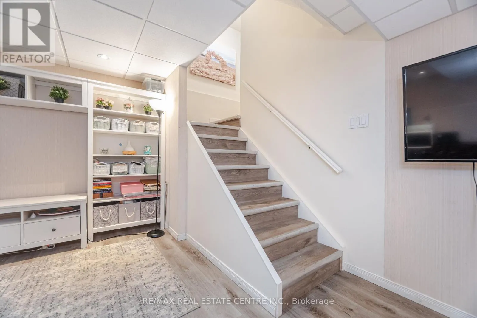 3017 GLACE BAY ROAD