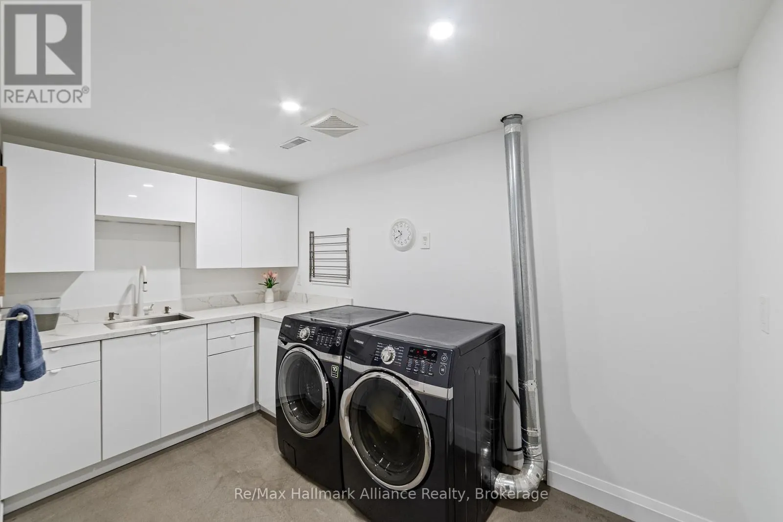 247 WILLOWRIDGE COURT