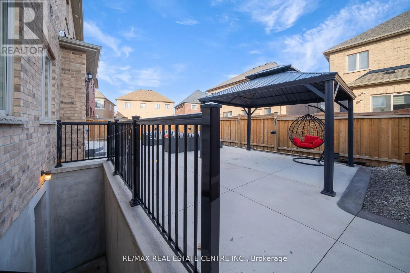 5 CARL FINLAY DRIVE