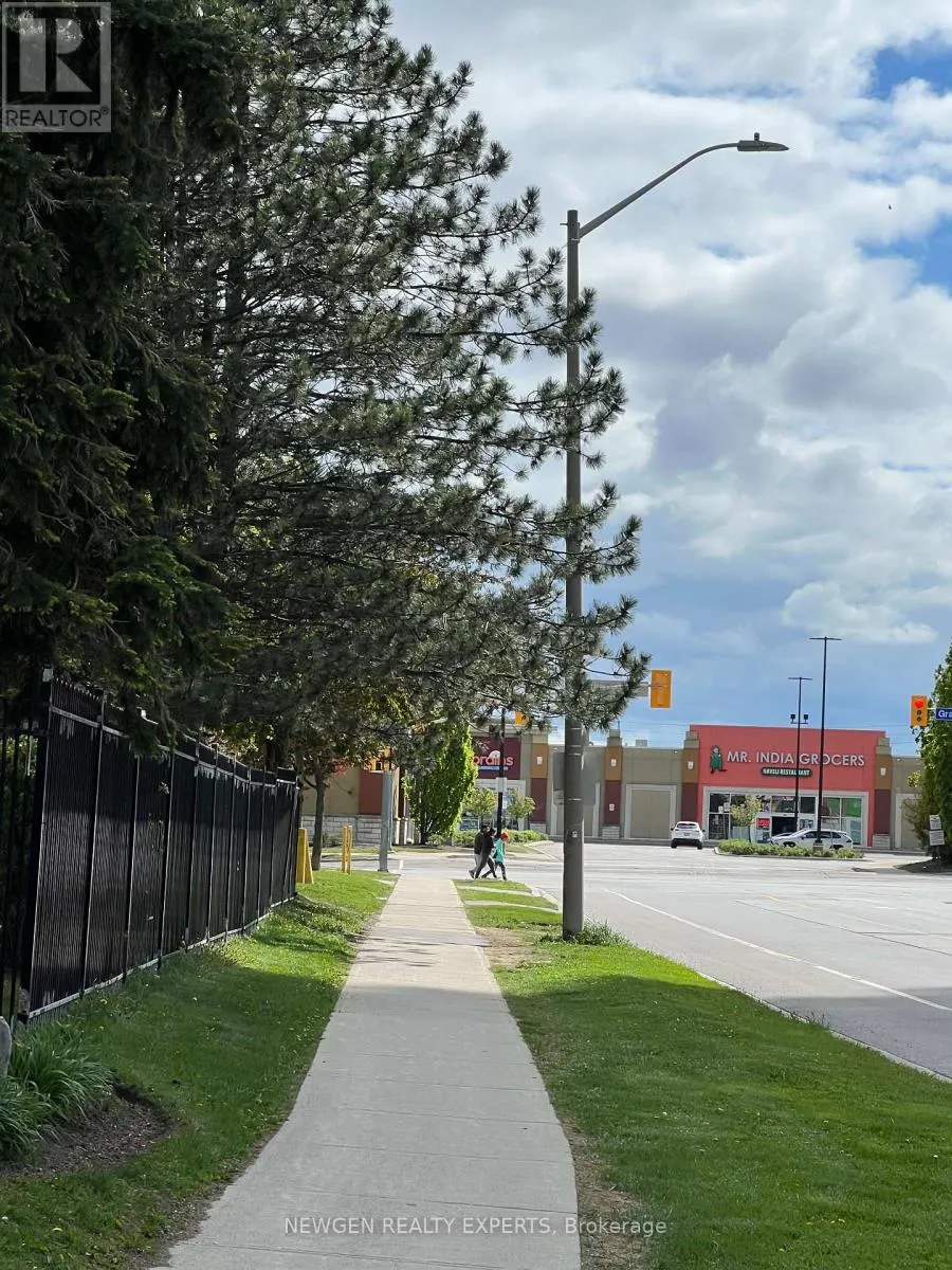 UPH 12 - 550 WEBB DRIVE