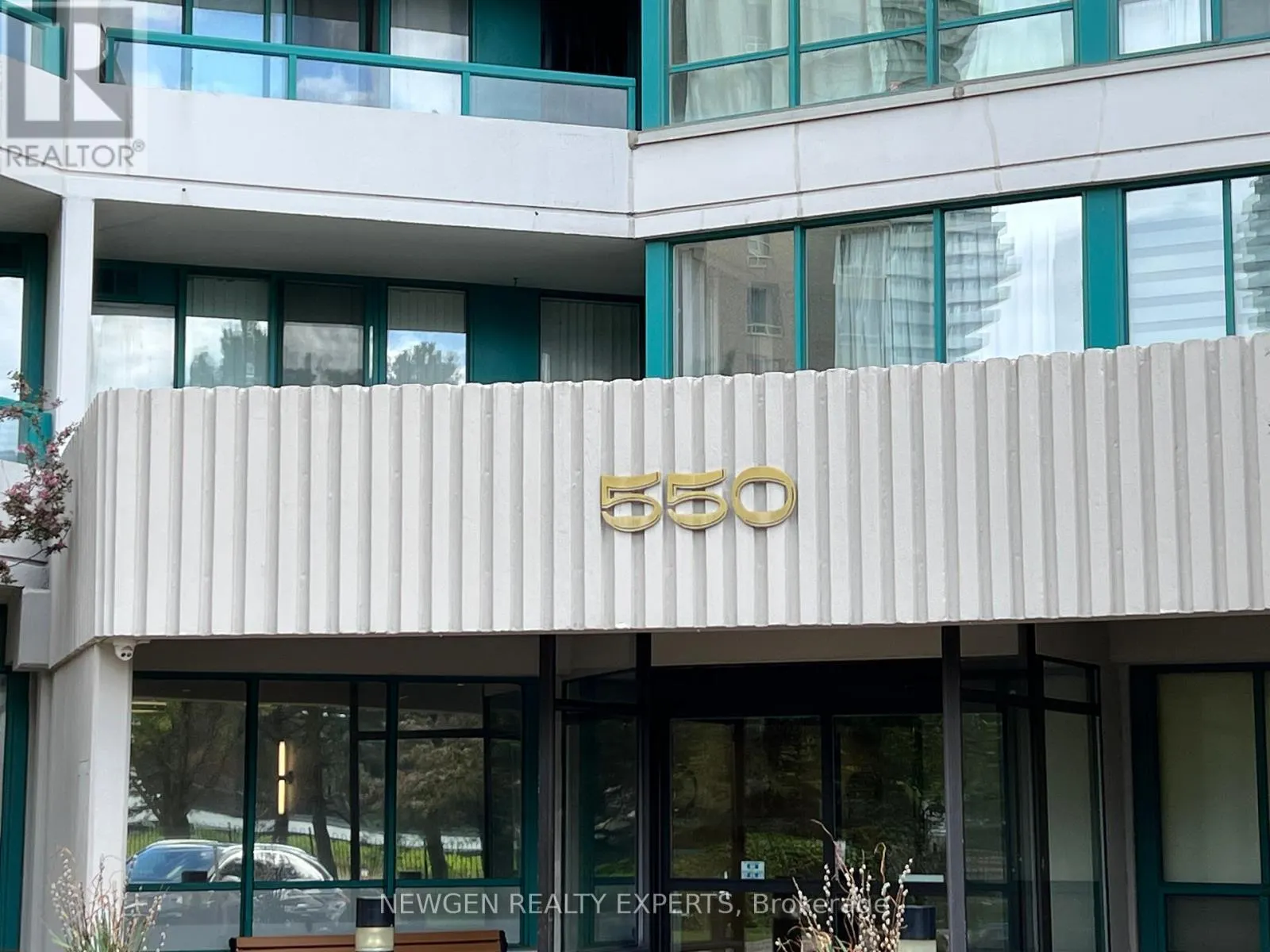 UPH 12 - 550 WEBB DRIVE