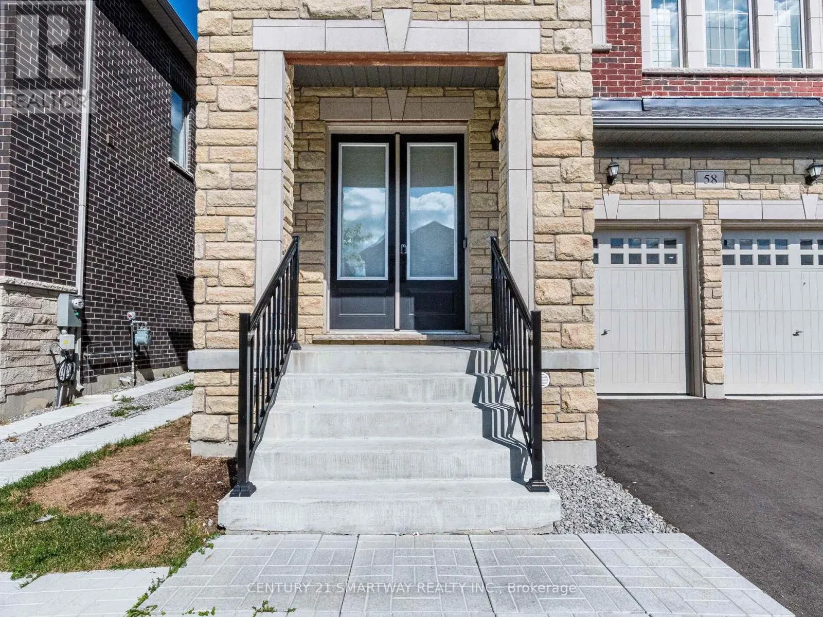 58 JURA CRESCENT