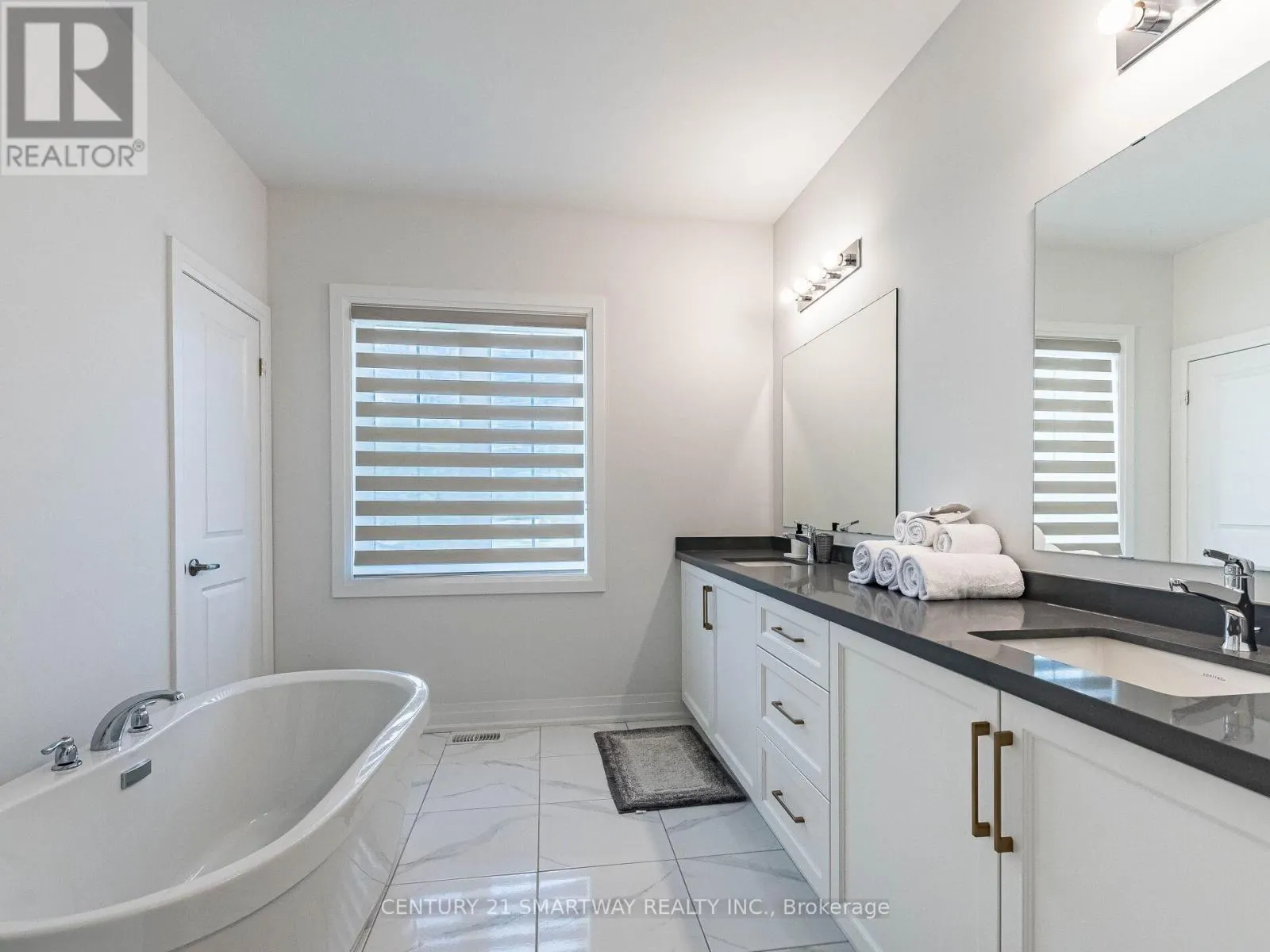 58 JURA CRESCENT