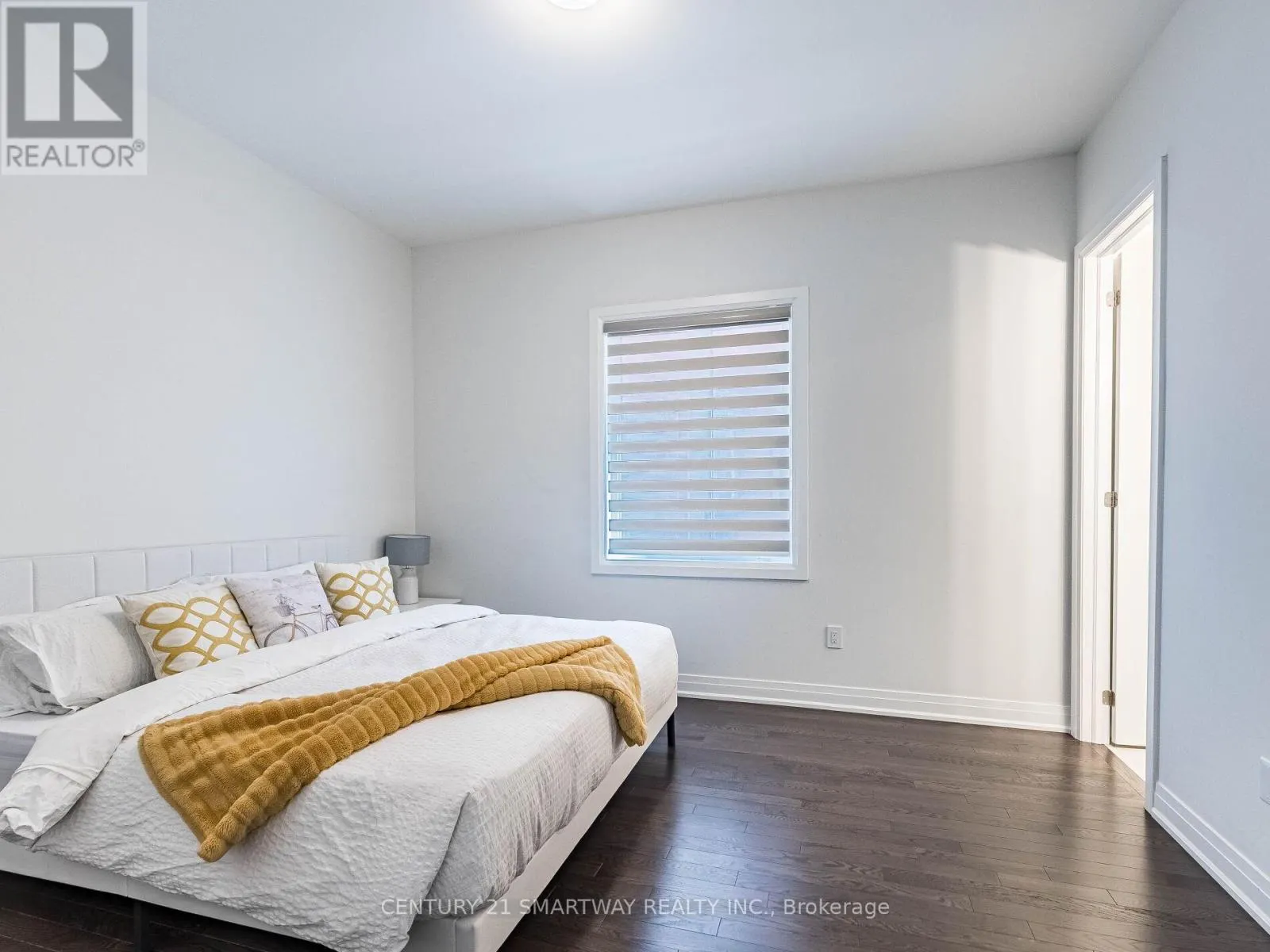 58 JURA CRESCENT