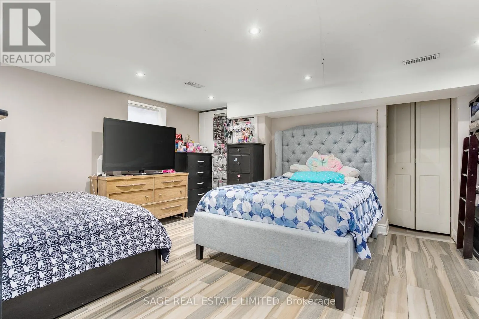 41 ANN ARBOUR ROAD