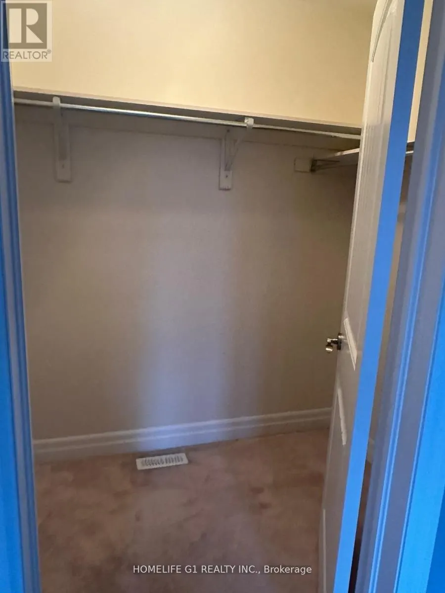 108 HOLLOWAY TERRACE