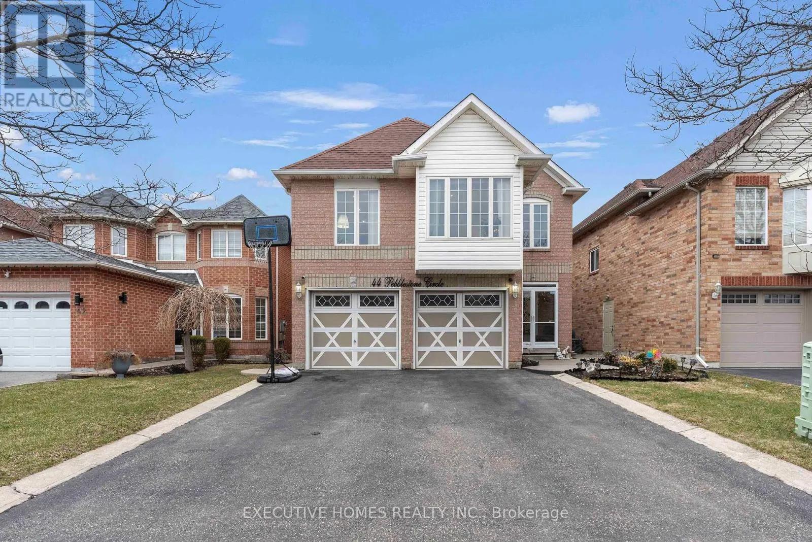 44 PEBBLESTONE CIRCLE