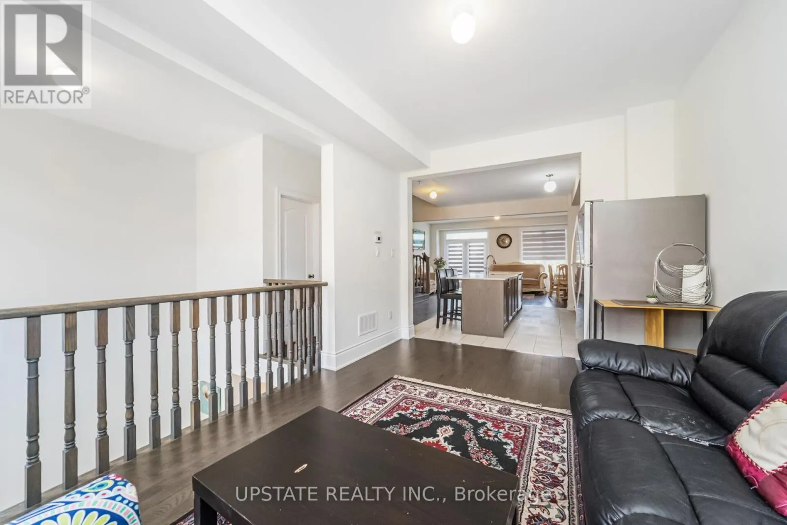 44 FOXSPARROW ROAD
