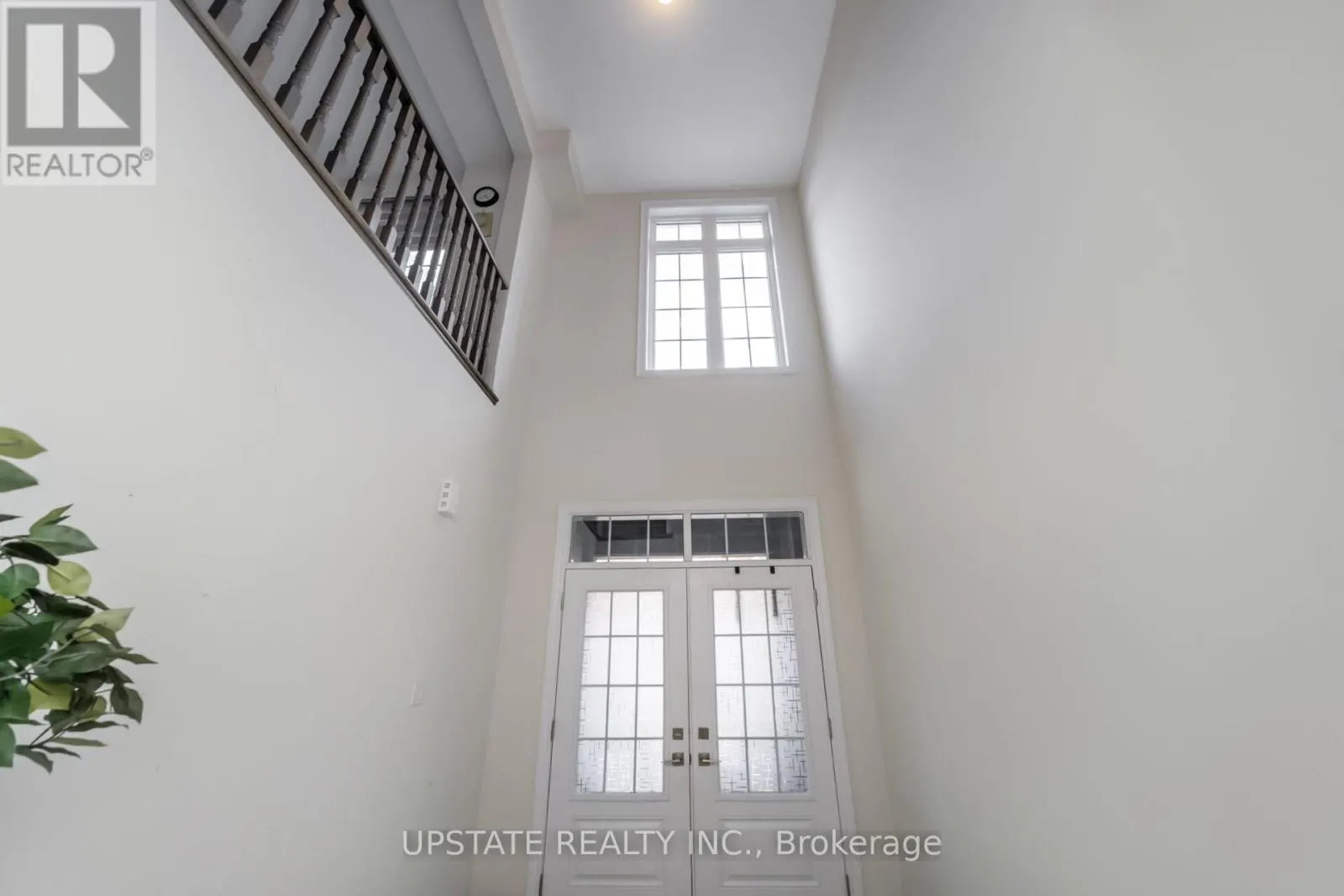 44 FOXSPARROW ROAD