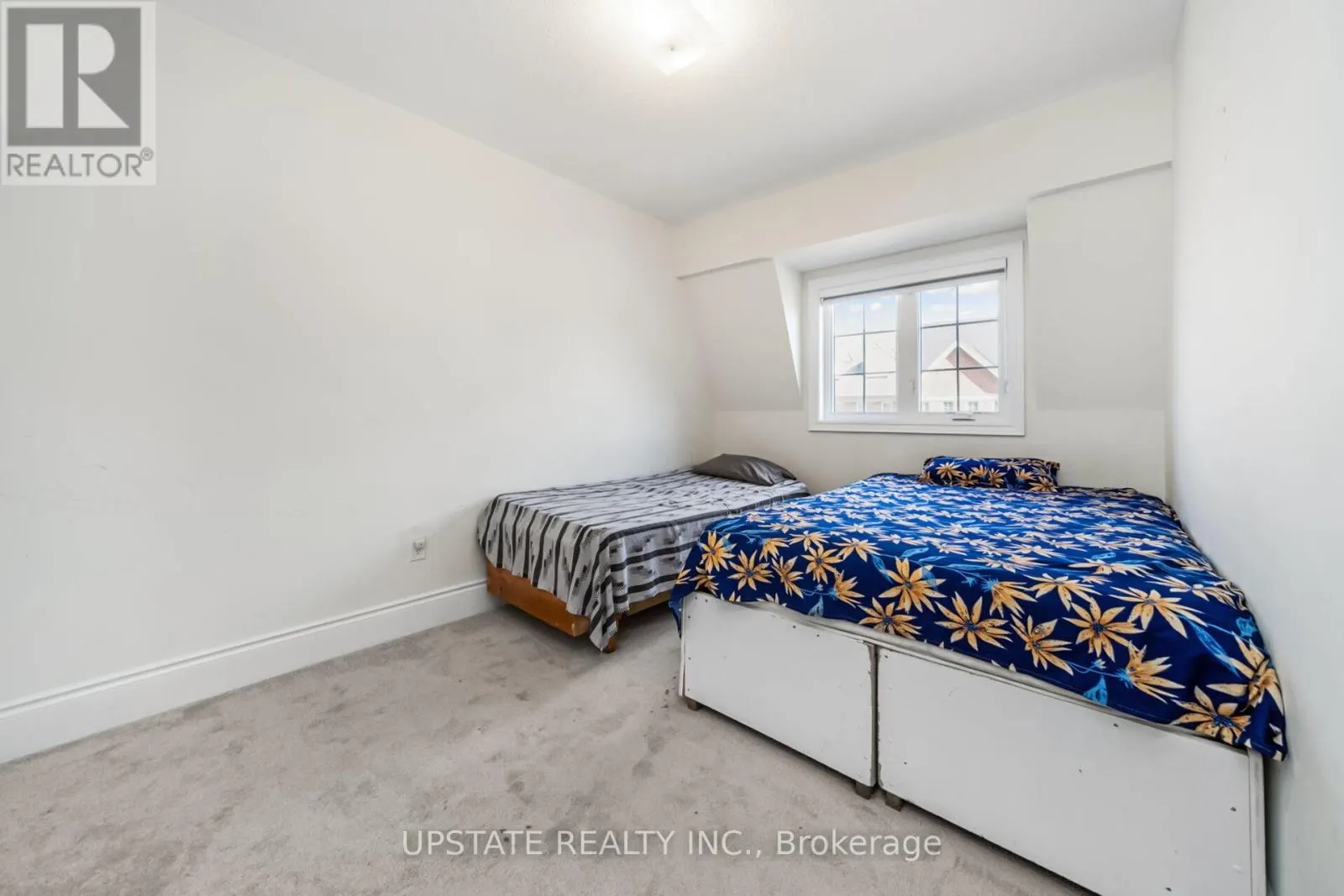 44 FOXSPARROW ROAD