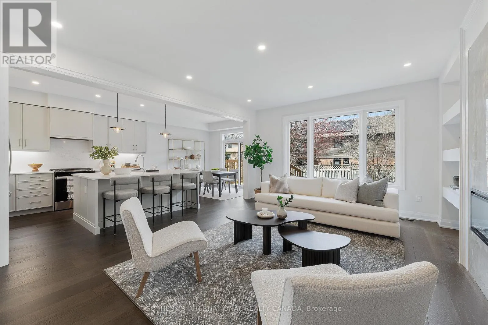 514 MARKAY COMMON