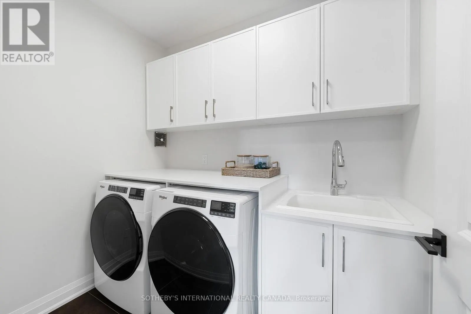 514 MARKAY COMMON