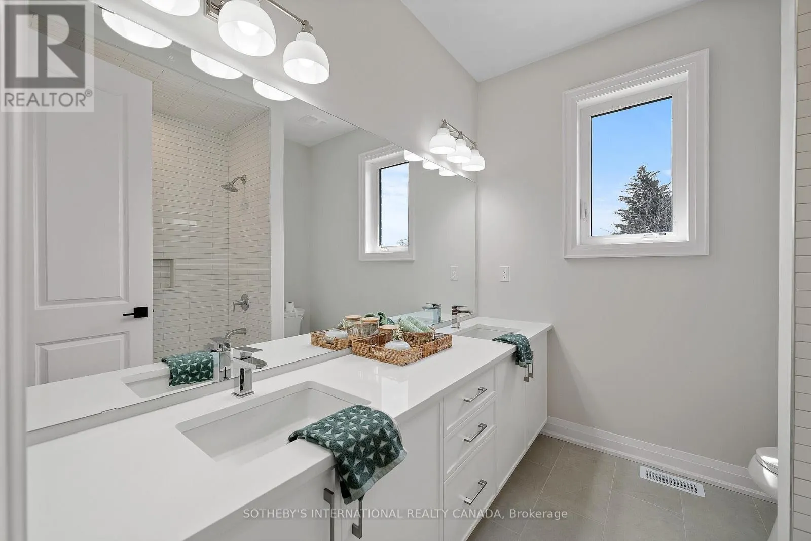 514 MARKAY COMMON