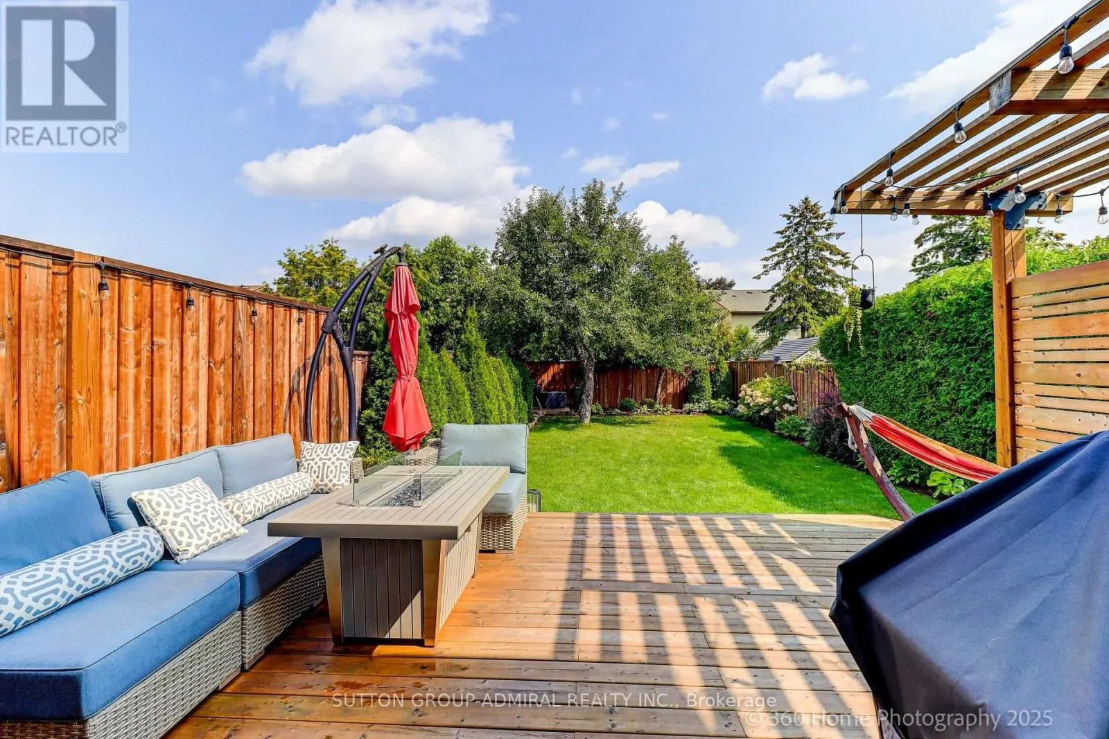 709 GREYCEDAR CRESCENT