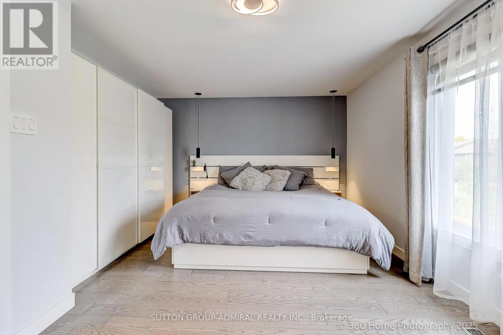 709 GREYCEDAR CRESCENT