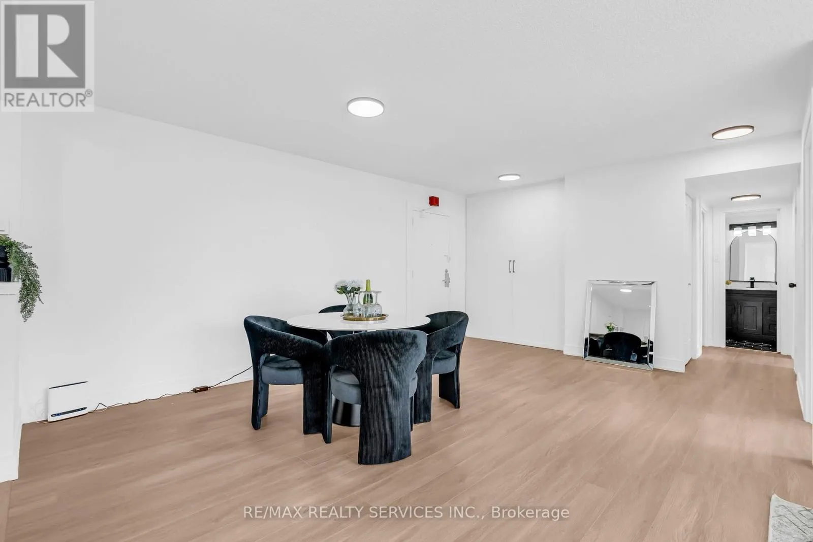 1603 - 20 MISSISSAUGA VALLEY BOULEVARD