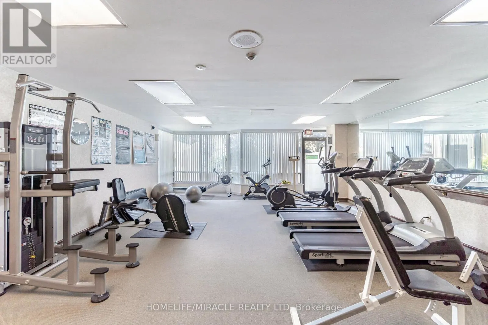1705 - 26 HANOVER ROAD