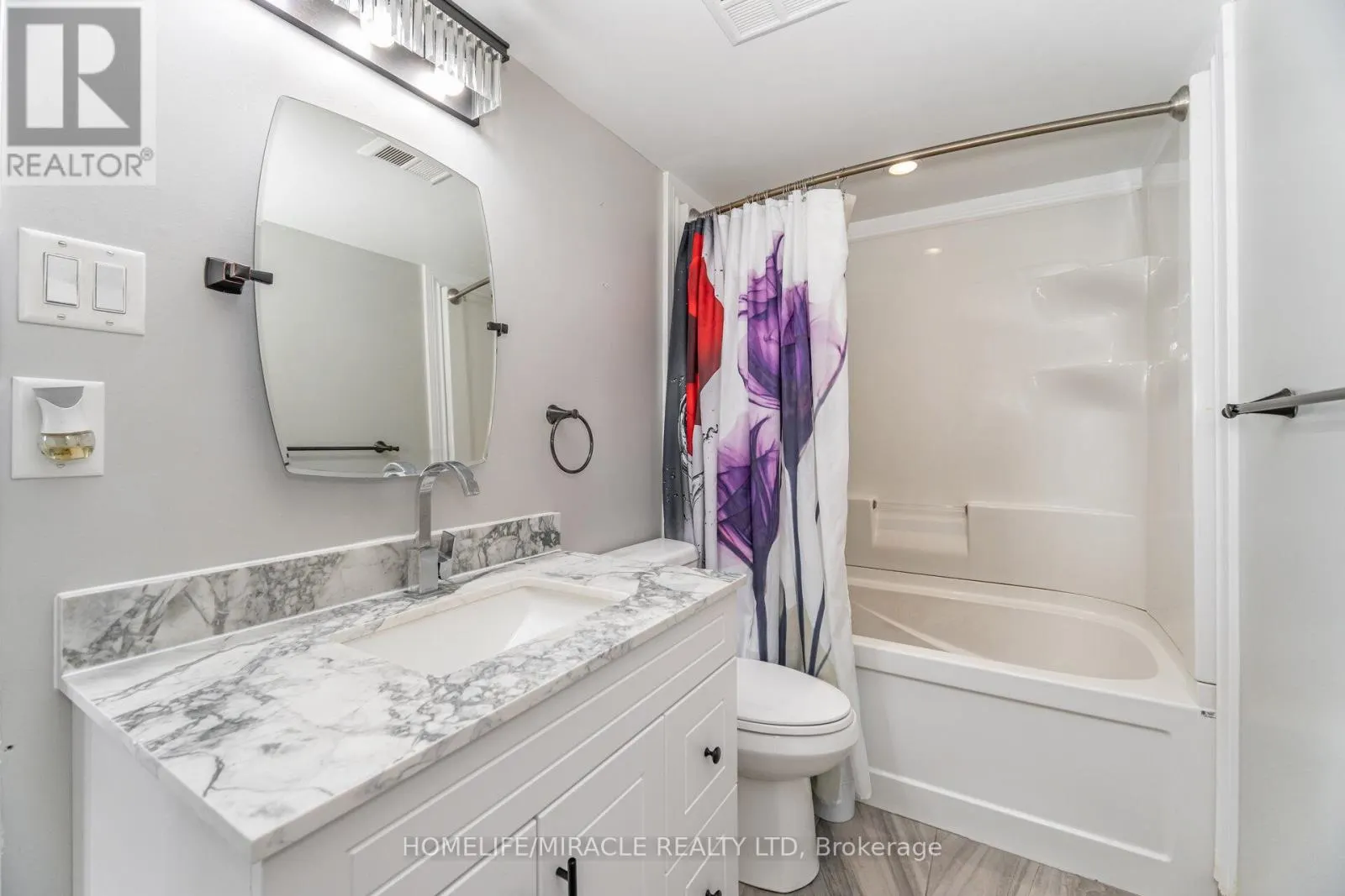 1705 - 26 HANOVER ROAD