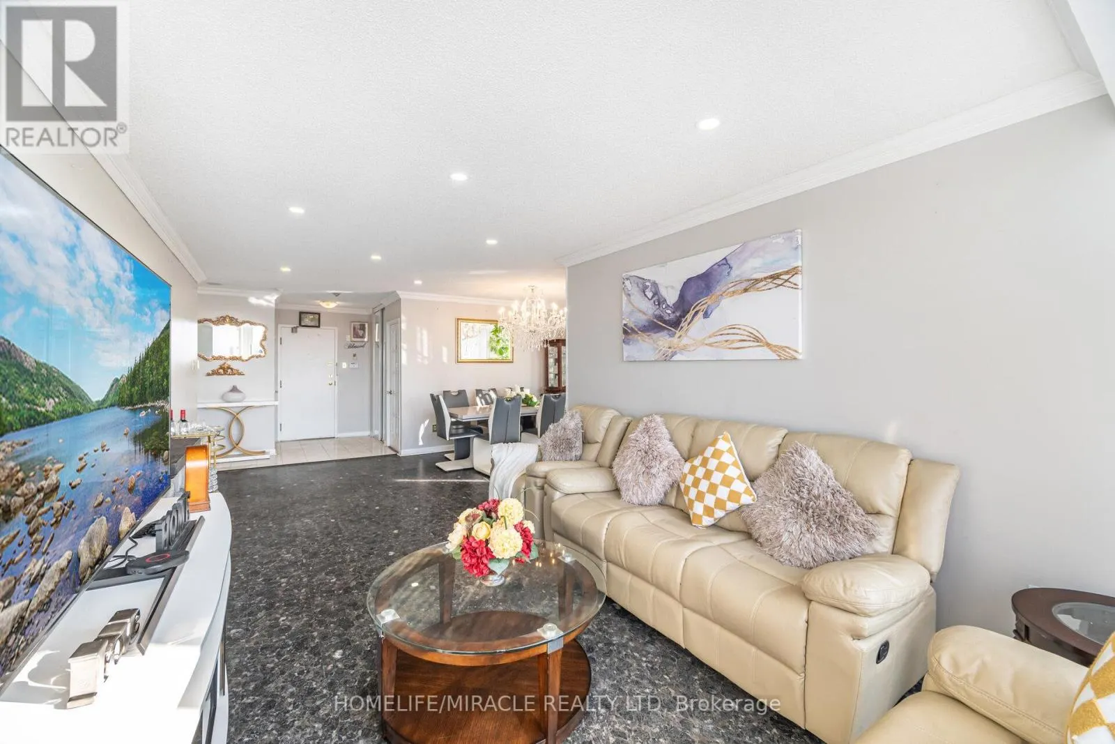 1705 - 26 HANOVER ROAD