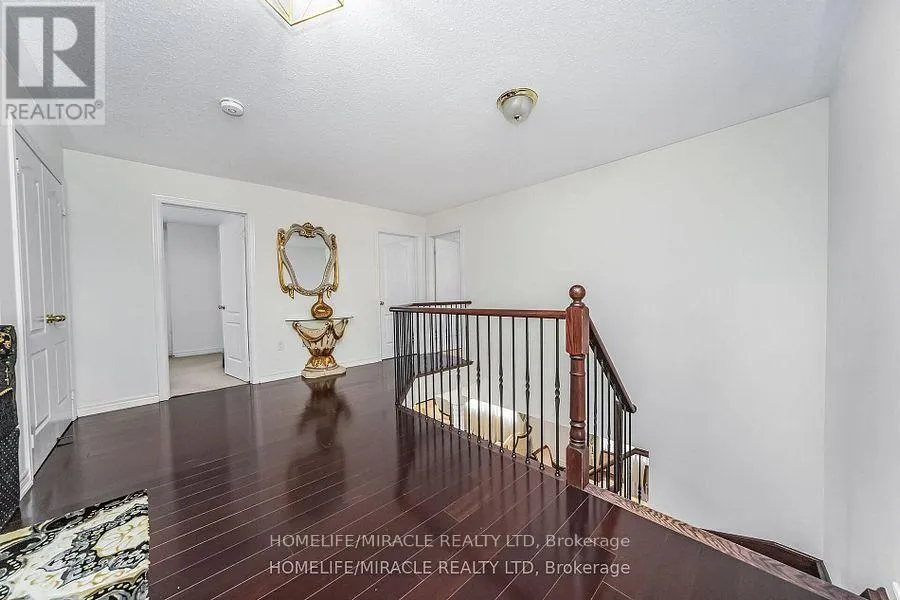 6 CURRANT ROAD