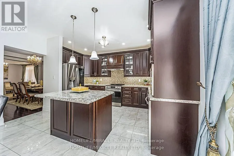 6 CURRANT ROAD