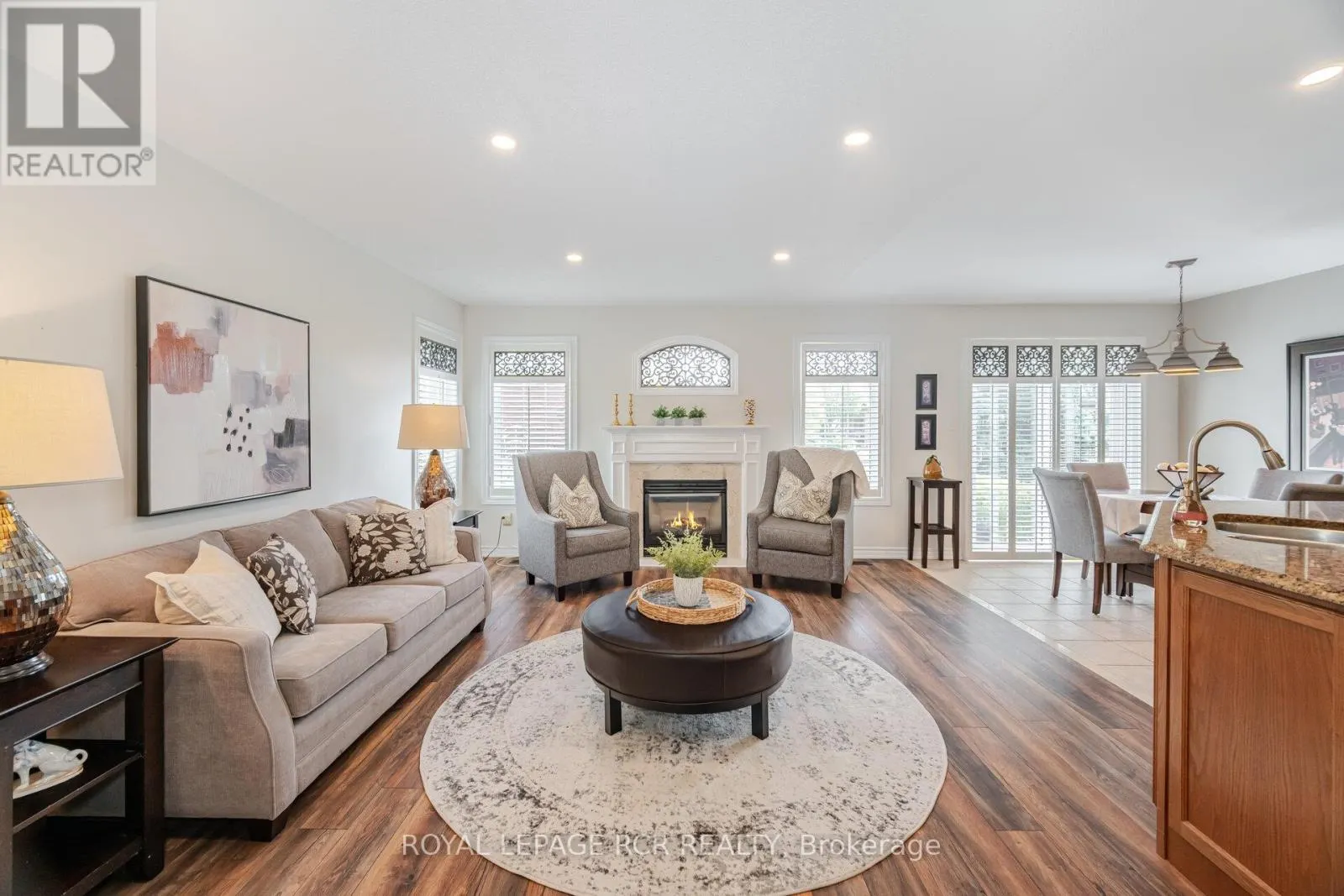 21 SEASHELL PLACE