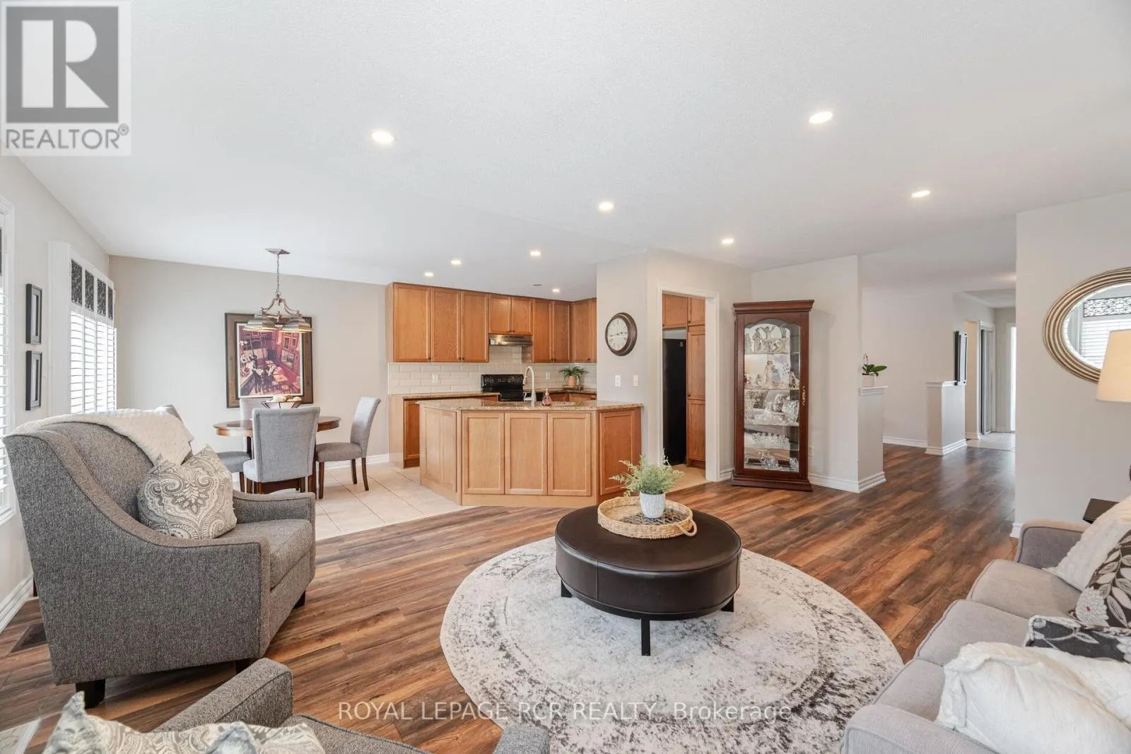 21 SEASHELL PLACE