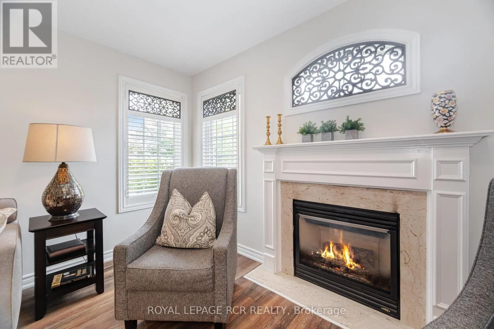 21 SEASHELL PLACE