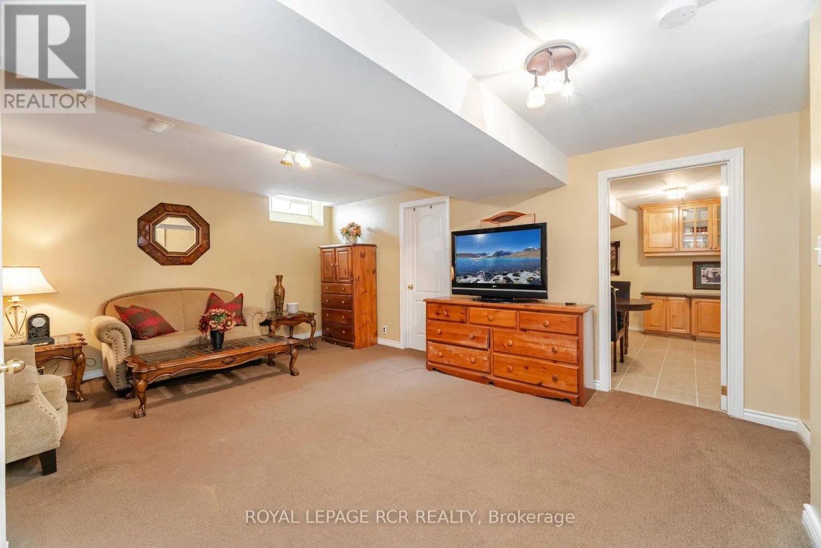 21 SEASHELL PLACE