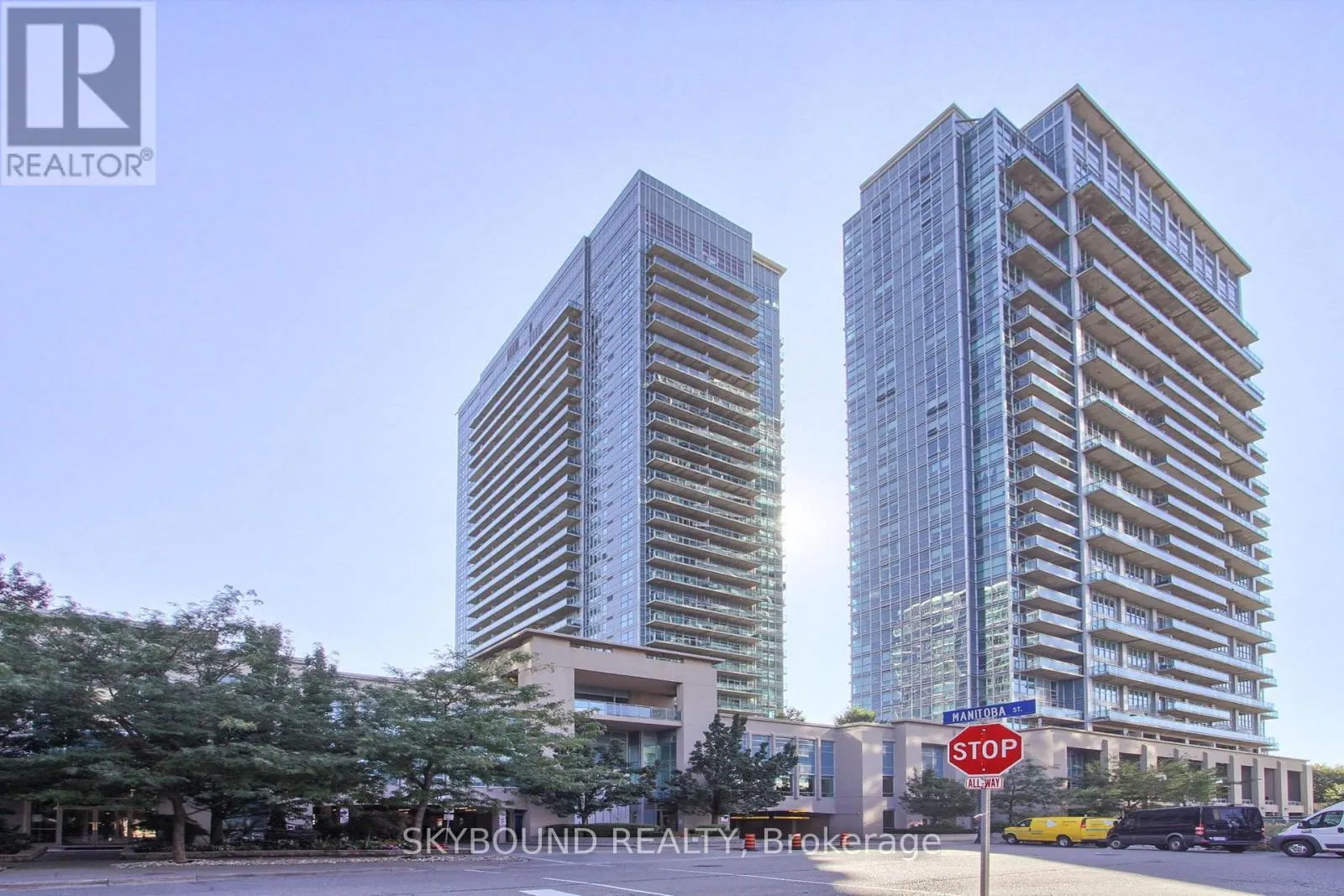2723 - 165 LEGION ROAD N