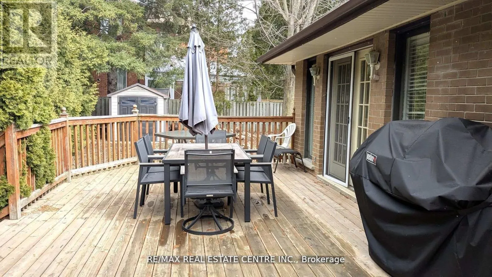 2260 ONEIDA CRESCENT