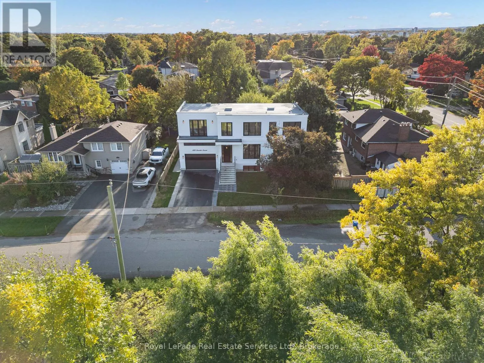 480 SCARSDALE CRESCENT