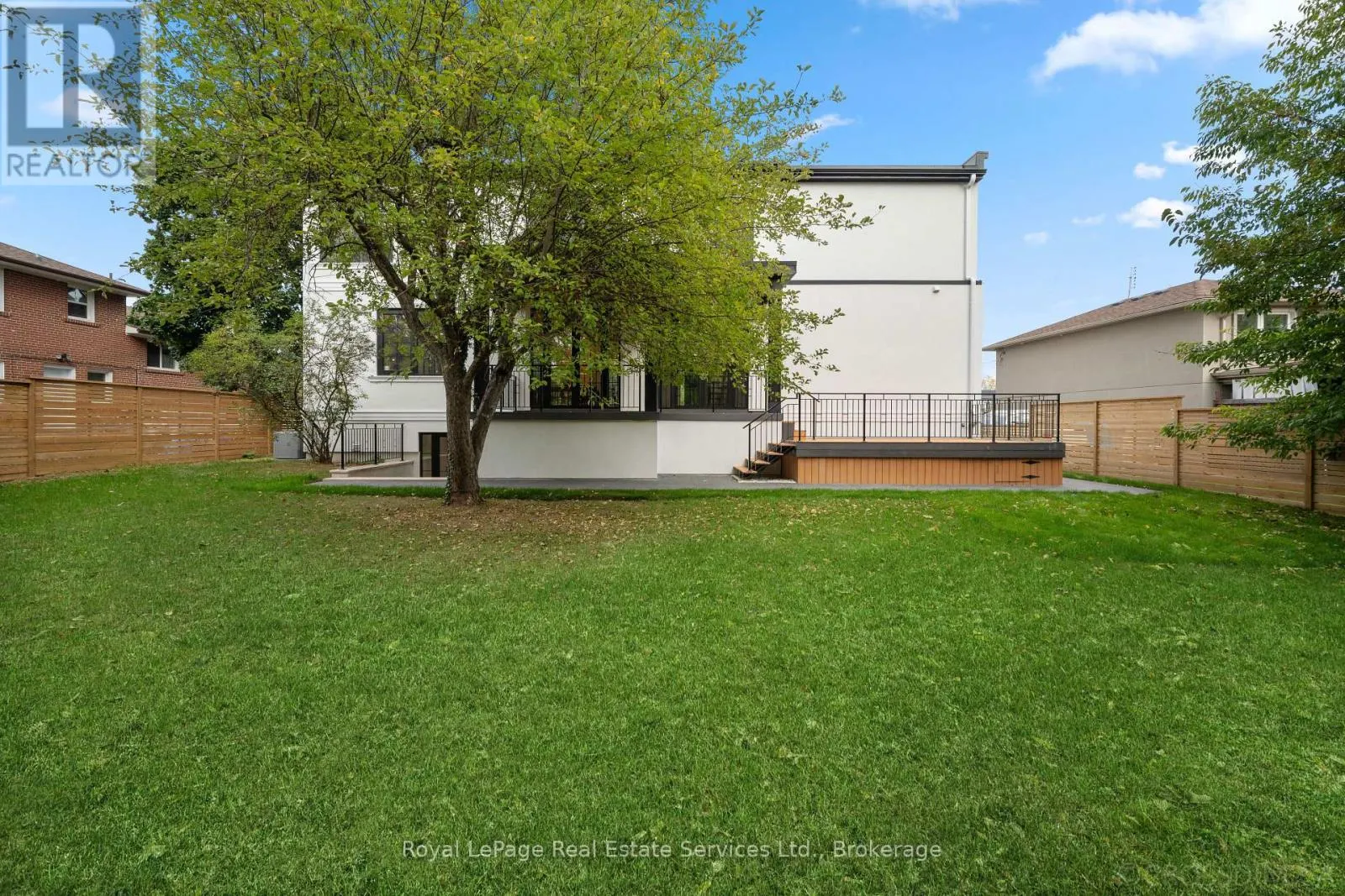 480 SCARSDALE CRESCENT