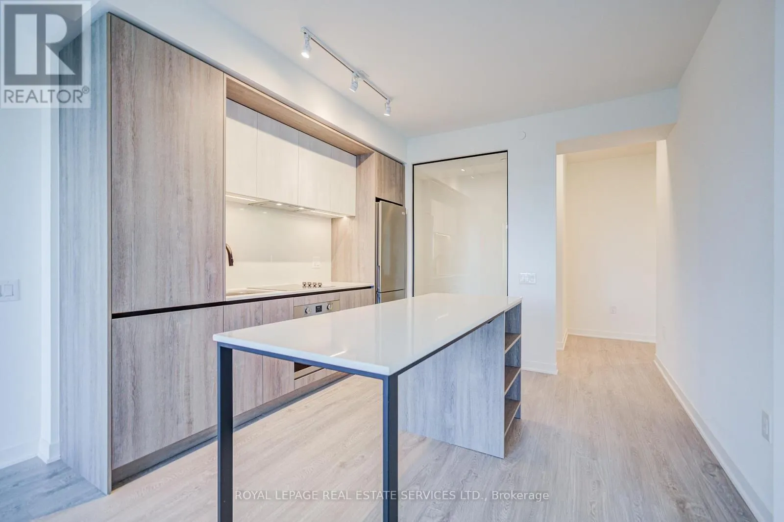 07 - 2495 EGLINTON AVENUE W