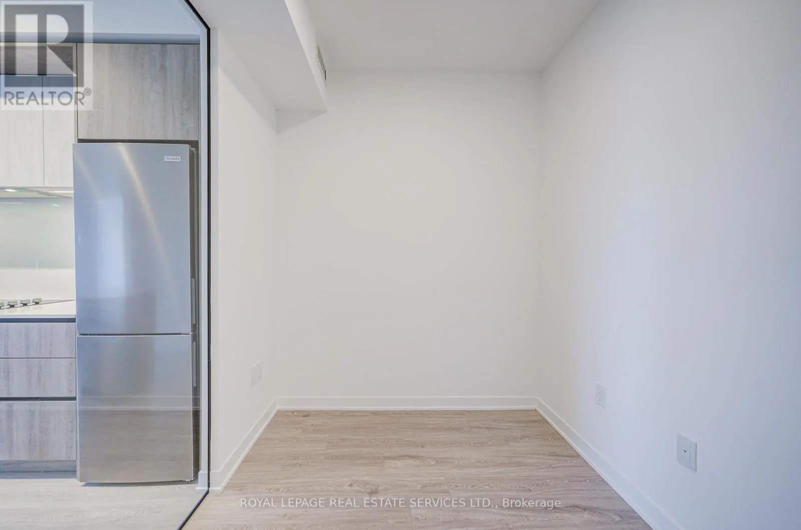 07 - 2495 EGLINTON AVENUE W
