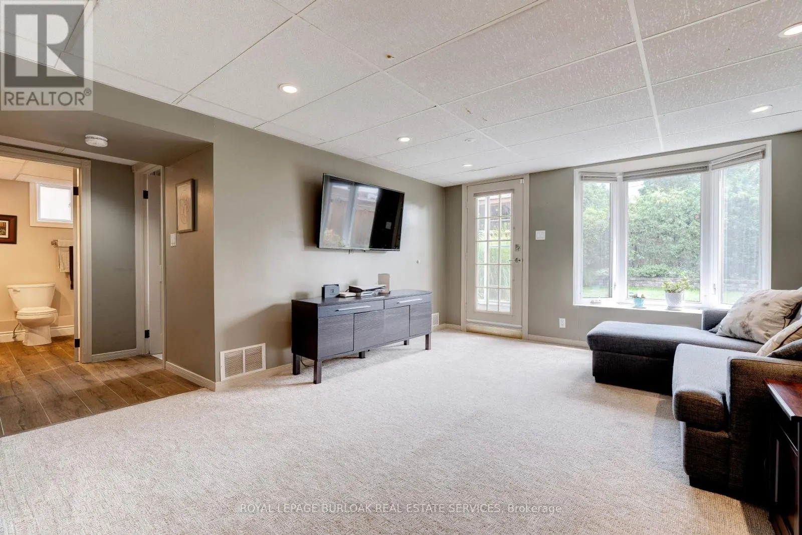 3500 ROCKWOOD DRIVE