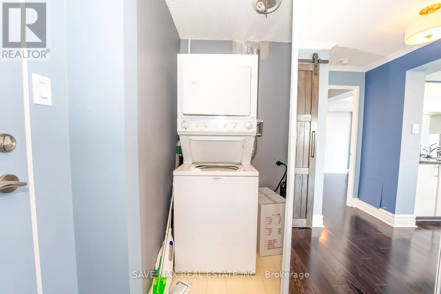 904 - 350 RATHBURN RD ROAD W