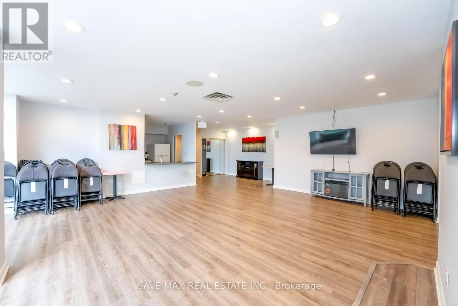 904 - 350 RATHBURN RD ROAD W