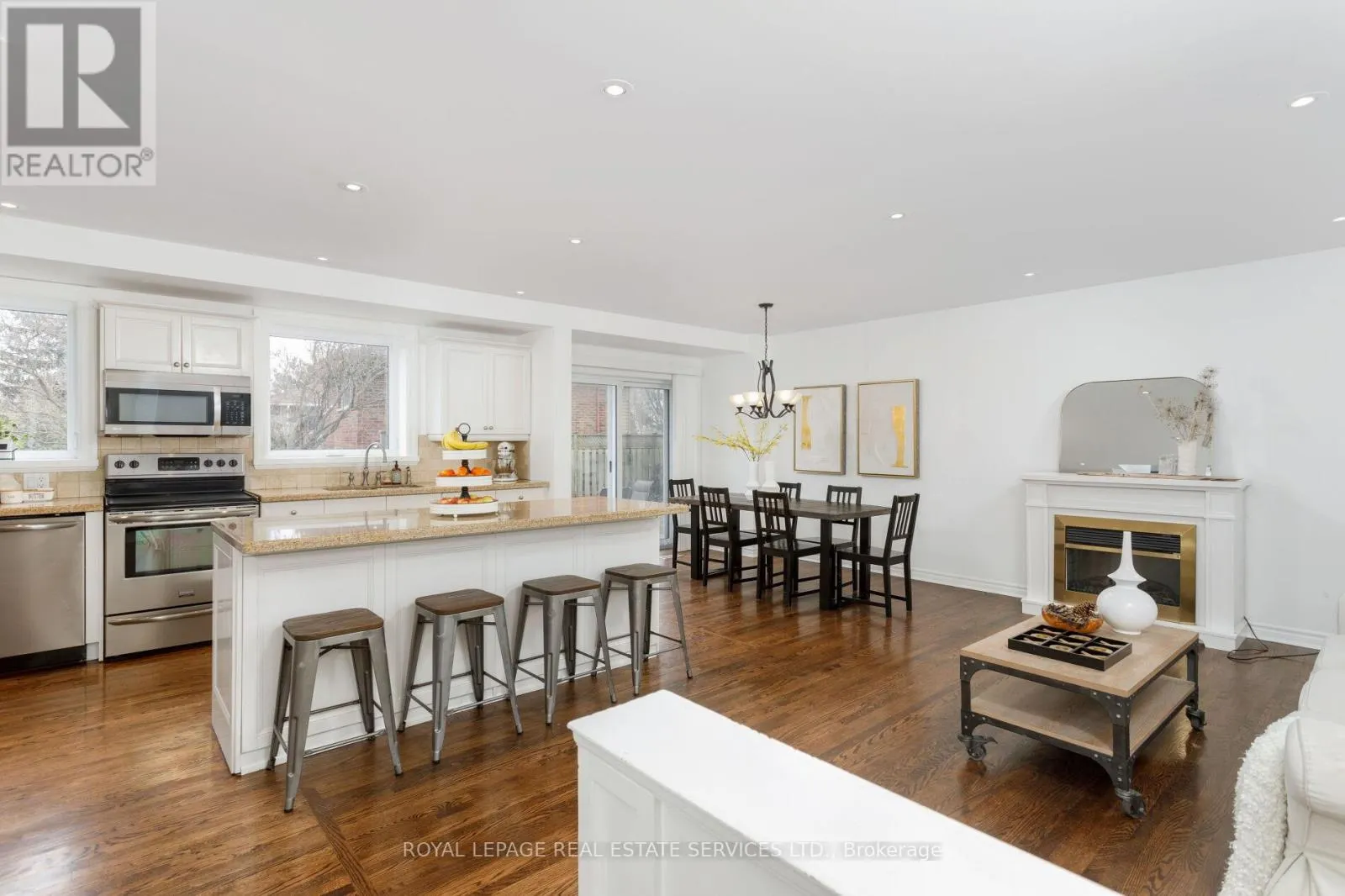 2088 SAXON ROAD