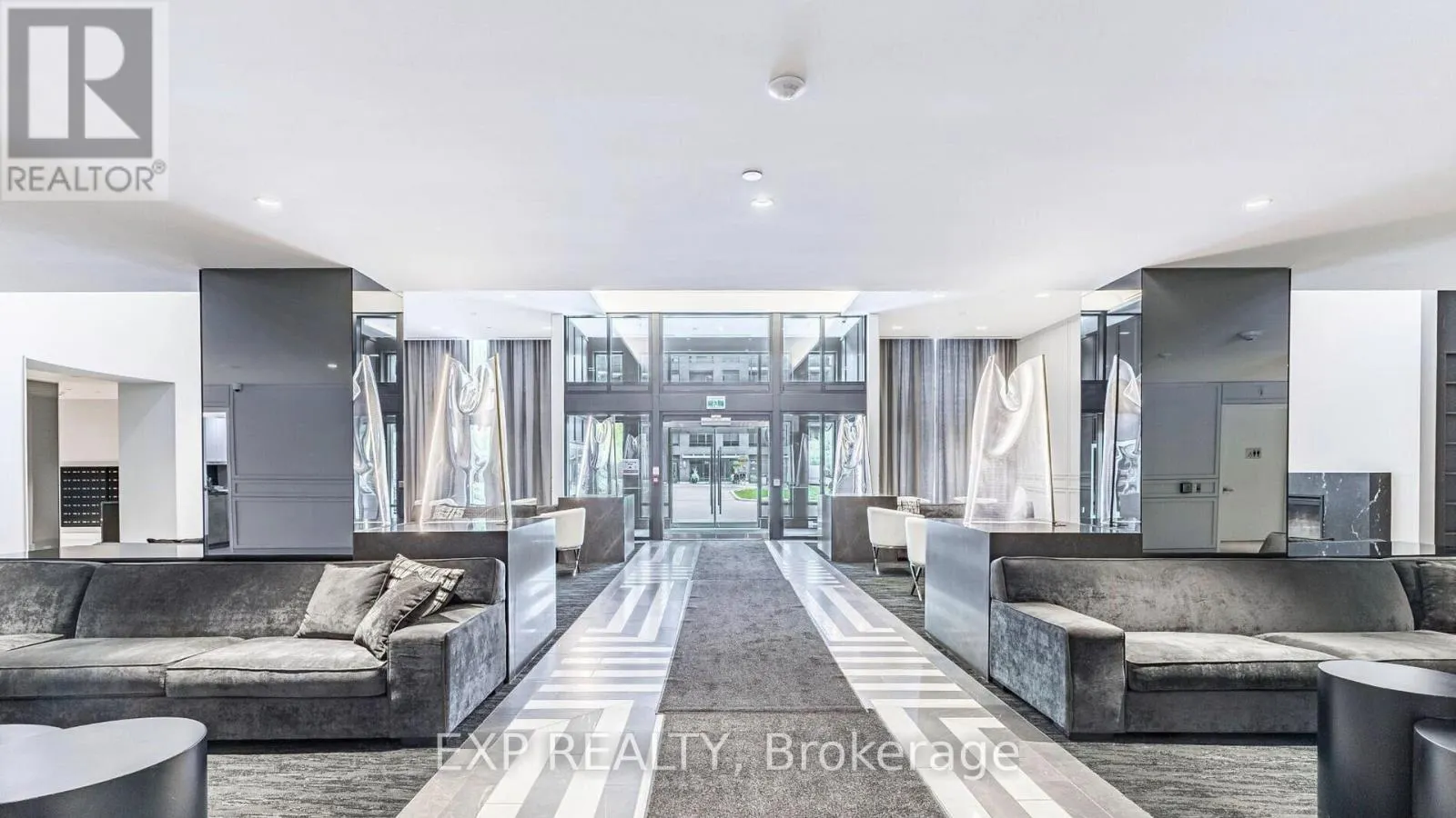 3210 - 30 GIBBS ROAD