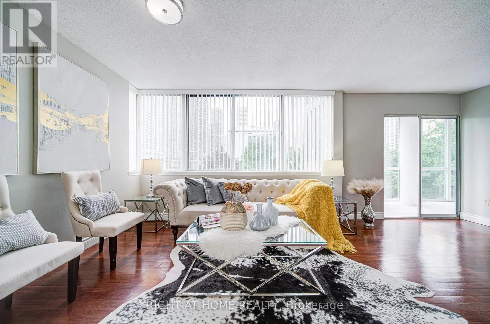 501 - 350 WEBB DRIVE