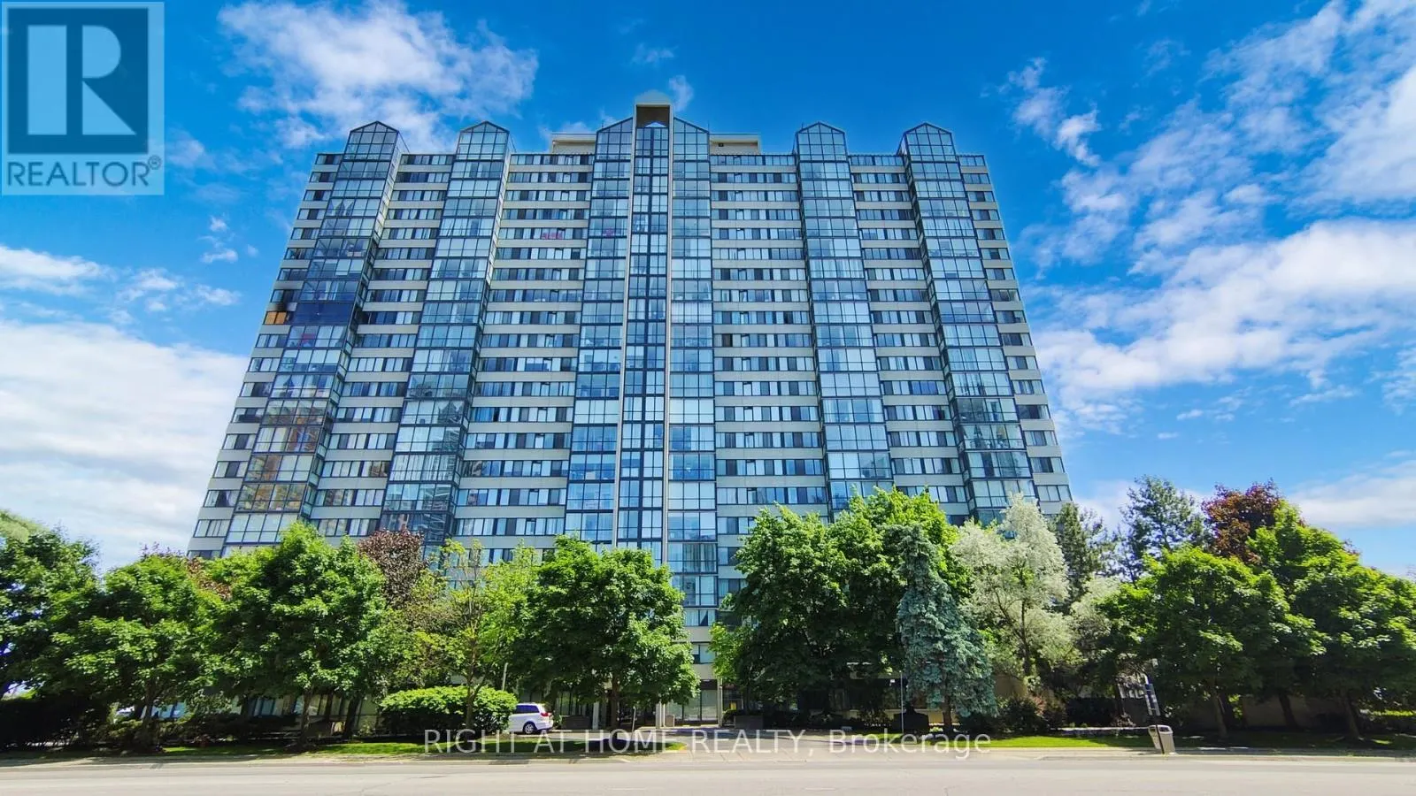 501 - 350 WEBB DRIVE