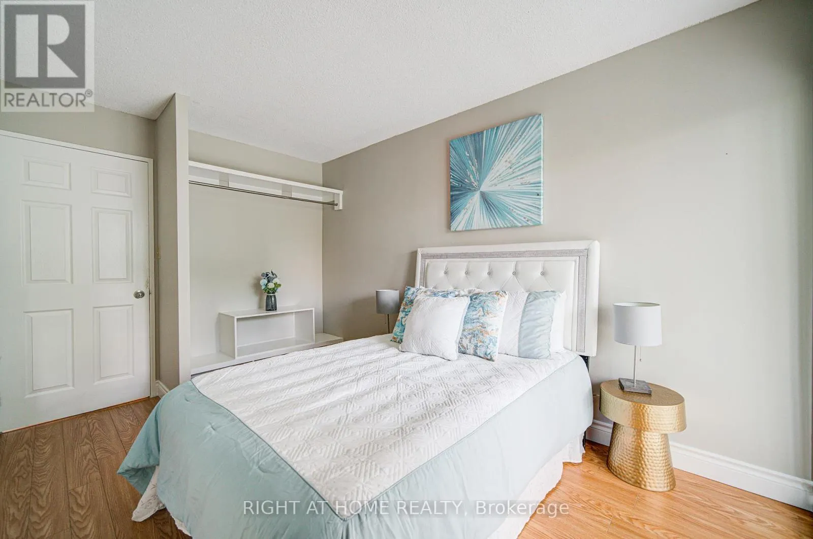 501 - 350 WEBB DRIVE