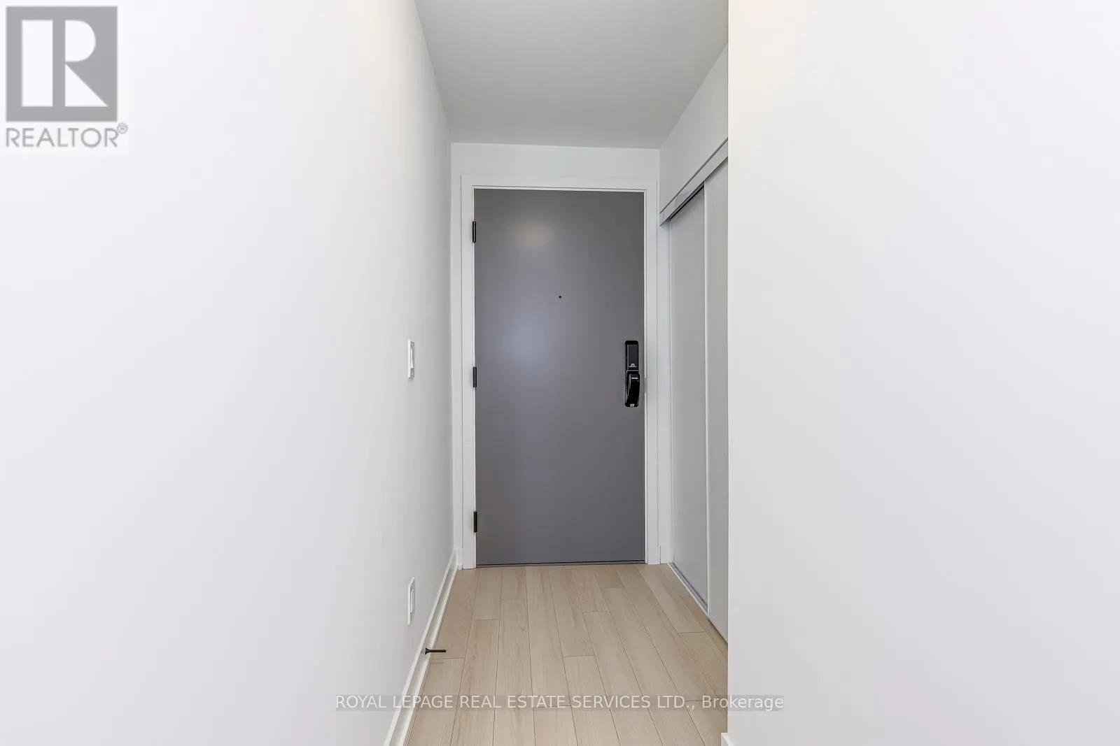911 - 3079 TRAFALGAR ROAD