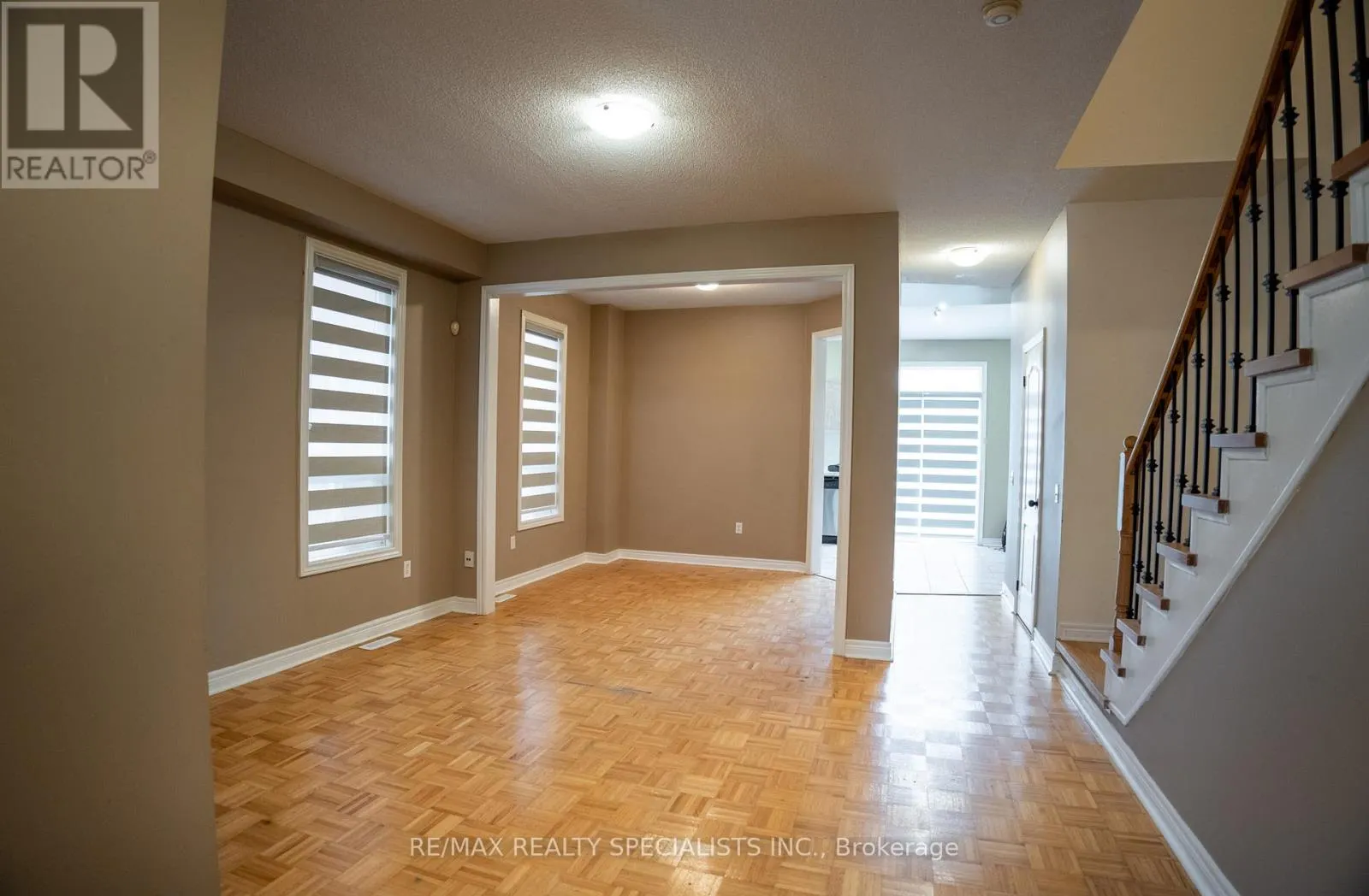 943 KHAN CRESCENT